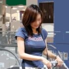 主婦が着衣のままでＨなサービスしてくれる画像がたまらんエロさ[13枚]