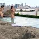 【画像＋動画】プールで声かけた結構可愛い美人がビキニで女2男1で乱交してる画像がマジエロ過ぎ[25枚]