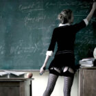 高校教師がエッチなおねだりしてる画像が即ヌキ確実ww[29枚]