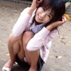 尻も脚もムッチムチな美人がエロい美脚を見せてくれる画像[30枚]