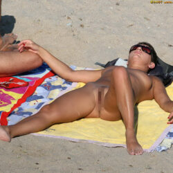 外人美女が海でＨな感じになってる画像のエロさは最強[20枚]